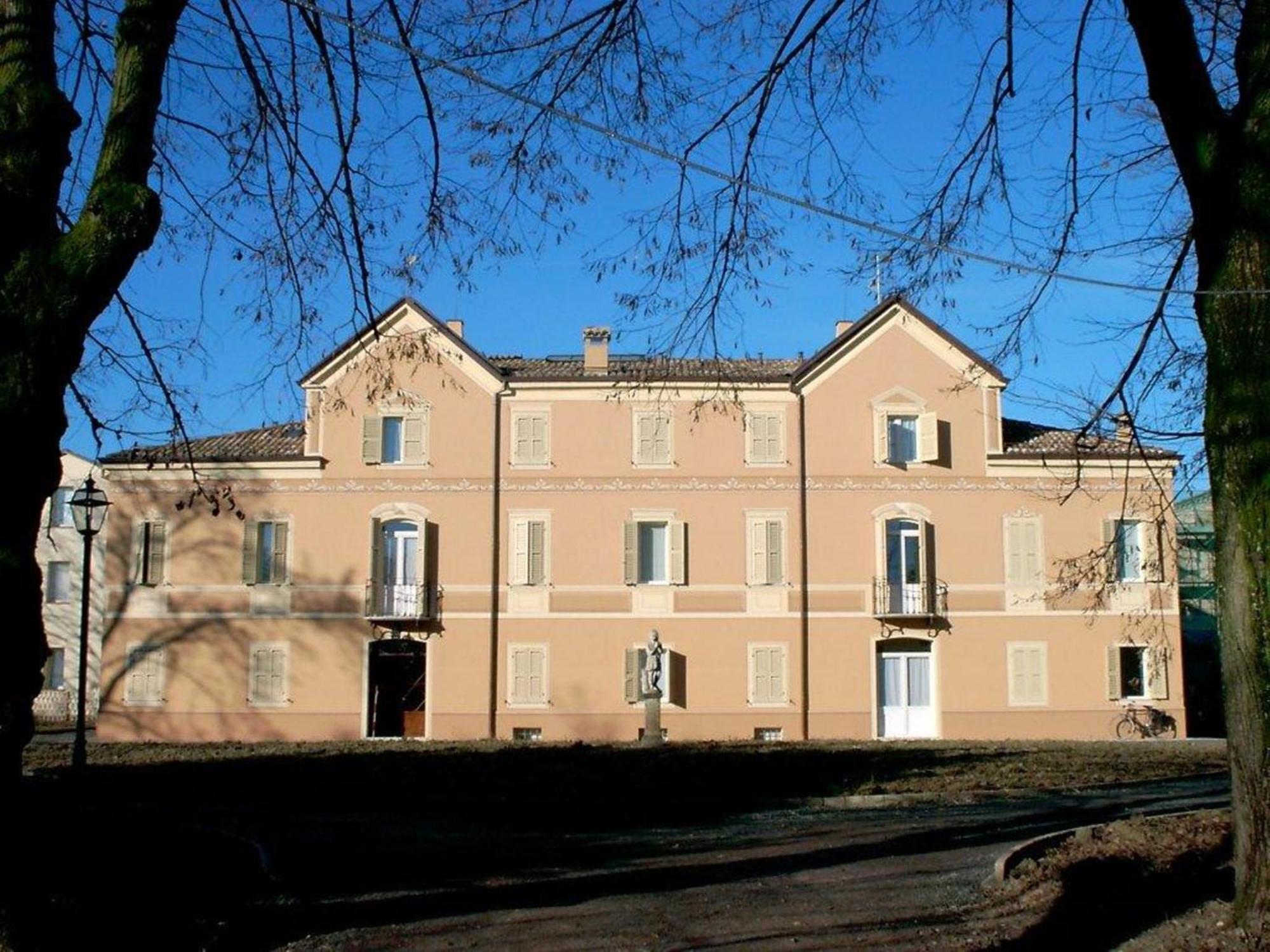 Villa Meli Lupi - Residenze Temporanee Parma Exterior foto